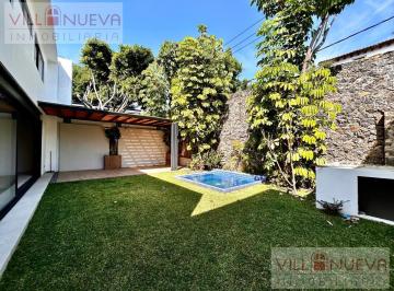 Casa · 285m² · 3 Recámaras · 2 Estacionamientos · Casa en Fraccionamiento Rancho Cortes