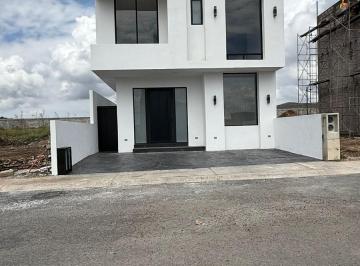 Casa · 160m² · 3 Recámaras · 2 Estacionamientos · Casa Nueva en Venta Dos Niveles, Fracc. Los Olivos, San Agustin Tlaxiaca, Hgo