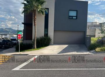 Casa de 3 habitaciones, Chihuahua · Casa Venta en Fraccionamiento Cerrado, Pedregal de San Ángel, Chihuahua, Chih.