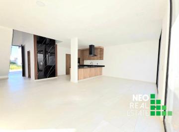 Casa de 3 habitaciones, El Marqués · Casa de Autor en Venta en Zibata