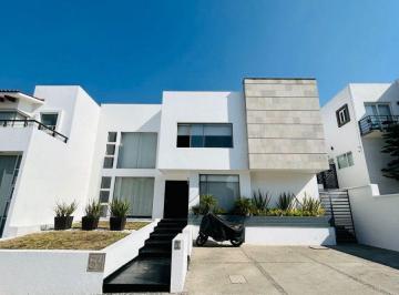 Casa de 3 habitaciones, Atizapán de Zaragoza · Casa en Venta en Bosque Esmeralda con Amplios Espacios