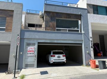 Casa de 3 habitaciones, Monterrey · Casa en Venta Paseo del Vergel