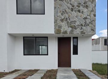 Casa · 116m² · 4 Recámaras · 2 Estacionamientos · Casa en Venta en Ciudad Maderas, Querétaro