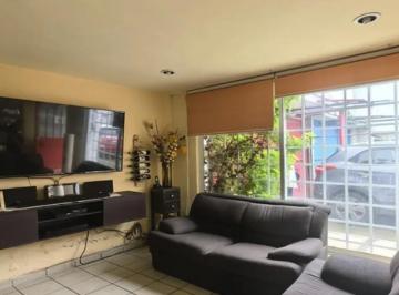 Casa de 3 habitaciones, Tlalpan · Imss, Issfam, Fovissste, Pabelllón Cuemanco