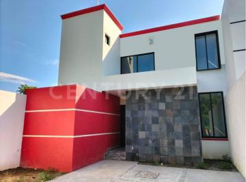 Casa · 163m² · 3 Recámaras · 2 Estacionamientos · Casa en Venta Fracc. Vista Volcanes, Villa de Alvarez, Col.