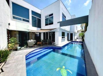 Casa de 4 habitaciones, San Nicolás de los Garza · Casa de 375 m² con 4 Recámaras en Venta, Anáhuac - San Nicolás de Los Garza. Nl