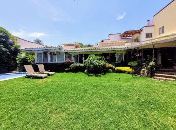 Casa de 4 habitaciones, Cuernavaca · Casa en Venta en Vistahermosa en Privada con Vigilancia