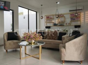 Local comercial · 105m² · 1 Estacionamiento · Local en Renta en Av Venustiano Carranza