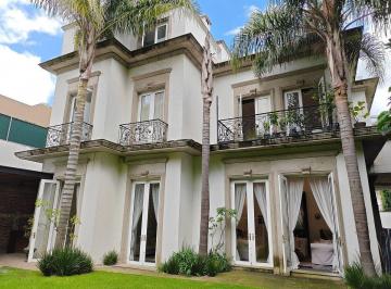 Casa de 4 habitaciones, Miguel Hidalgo · Casa en Venta en Lomas de Chapultepec Casa Palaciega en El Triángulo Dorado