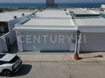 Casa · 177m² · 3 Recámaras · 2 Estacionamientos · Casa en Venta en Rancho del Mar, Rosarito Baja California.