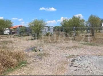 Terreno / Lote · 1000m² · Terreno en Venta en Fracc. Las Carolinas en Cadereyta Jimenez