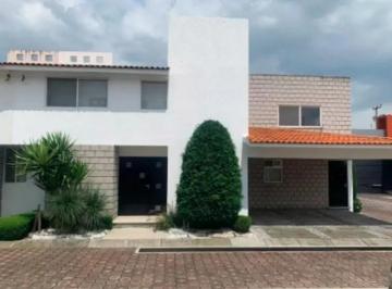 Casa de 4 habitaciones, Metepec · Casa en Remate Ubicada en Metepec Llano Grande