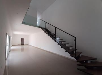 Casa · 250m² · 3 Recámaras · 2 Estacionamientos · Casa en Venta en Cumbres de Santiago, Zona Carretera Nacional, N. L.