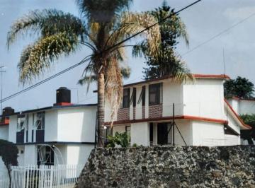 Casa de 3 habitaciones, Cuernavaca · Casa en Venta en Cuernavaca