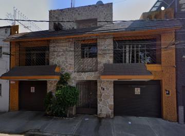 Casa de 4 habitaciones, Cuauhtémoc · Se Vende Casa en Cuauhtémoc