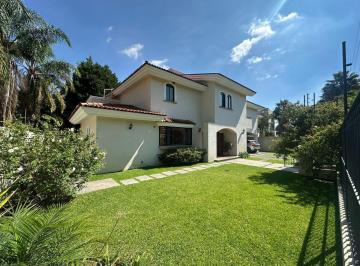 Casa de 4 habitaciones, Tlajomulco de Zúñiga · Casa en Venta en El Palomar, Tlajomulco de Zúñiga