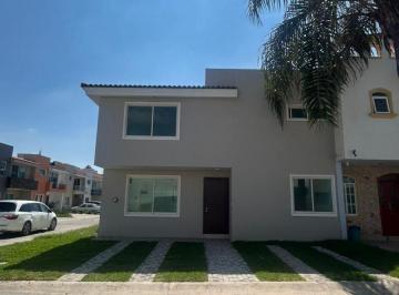 Casa en condominio de 4 habitaciones, Tlajomulco de Zúñiga · Hermosa Casa en Esquina en Nueva Galicia Coto Andalucía