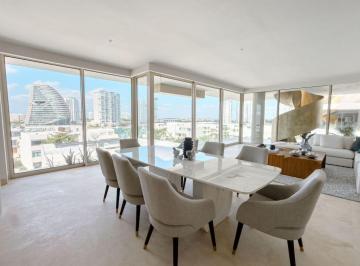 Casa en condominio de 4 habitaciones, Benito Juárez · Penthouse con Roof Top y Jacuzzi, en Venta, Puerto Cancún, Cancún