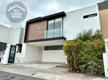Casa en condominio · 190m² · 3 Recámaras · 3 Estacionamientos · PH - Fraccionamiento Zibatá