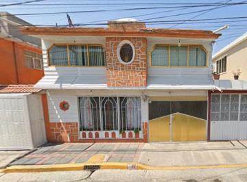 Casa de 4 habitaciones, Ecatepec de Morelos · Casa en Venta en Jardines de Morelos Ecatepec