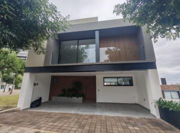 Casa de 3 habitaciones, San Andrés Cholula · Casa en Venta en Parque Cuernavaca, Cascatta, Lomas de Angelópolis, Puebla
