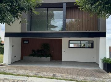 Casa de 3 habitaciones, San Andrés Cholula · Casa en Venta en Parque Cuernavaca, Cascatta, Lomas de Angelópolis, Puebla