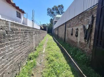 Casa · 100m² · 1 Recámara · 8 Estacionamientos · Venta de Casa a Precio de Terreno en Iztapalapa
