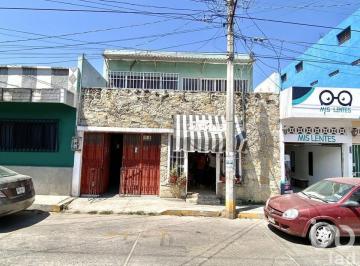Casa · 271m² · 3 Recámaras · 2 Estacionamientos · Venta de Casa en Cintalapa Chiapas