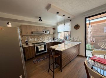 Casa de 2 habitaciones, El Marqués · Casa en Venta en Rincones del Marques