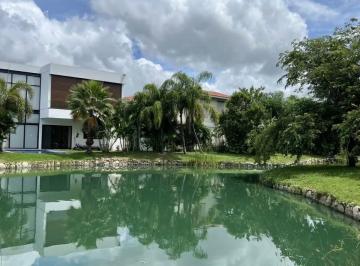 Terreno / Lote , Mérida · Lote en Esquina Frente a Lago Principal, en Altozano, Mérida Yucatán.