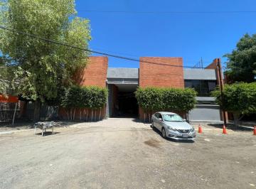 Bodega comercial · 1194m² · Bodega en Renta en Calle Hermanos Aldama