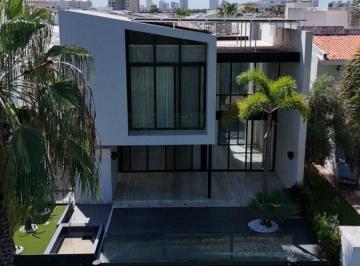 Casa de 4 habitaciones, Mazatlán · Hermosa Casa en Venta en Puerta Al Mar Mazatlan Sinaloa