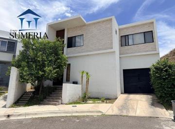 27fb1245612ea3ae7368a0f41b751ce60f1a22e0b55a4edd236c49d47643c37d · Casa Moderna en Misión del Valle