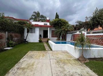 Casa de 5 habitaciones, Cuernavaca · Casa en Venta Cuernavaca Cerca de La Uaem