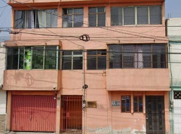 Casa de 6 habitaciones, Nezahualcóyotl · Casa en Venta en Cd Nezahualcoyotl, Col. Benito Juarez, Edo de Mexico