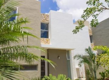 Casa · 146m² · 3 Recámaras · 2 Estacionamientos · Casa en Venta 3 Recamaras Zona Norte de Mérida