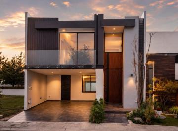 Casa · 239m² · 3 Recámaras · Casa - Fraccionamiento Lomas de Angelópolis