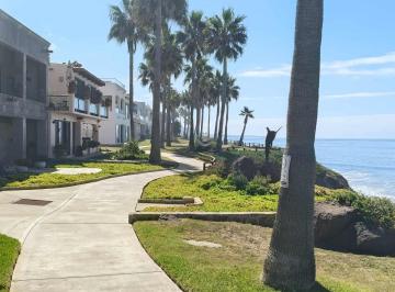 Casa de 6 habitaciones, Playas de Rosarito · House For Sale a Few Steps From The Beach Ocean View / Casa en Venta a Unos Pasos de La Playa