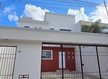 Casa de 3 habitaciones, Benito Juárez · Excelente y Muy Centrica Casa de 3 Hab c/u con Baño en Sm 500