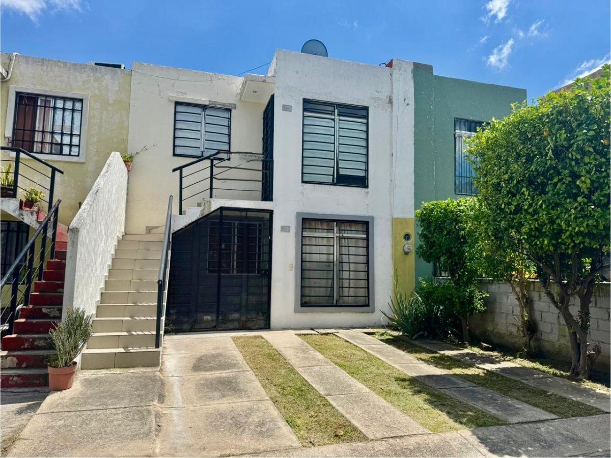 Duplex House, Los Encinos