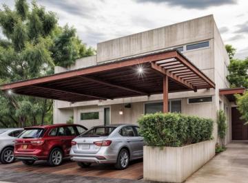 Casa de 4 habitaciones, Querétaro · Casa en Venta en Jurica con Elevador, 4 Recámaras, Una en Pb, Hermosa!
