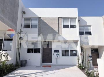 Casa Venta de 4 habitaciones · Casa en Venta en Zibata