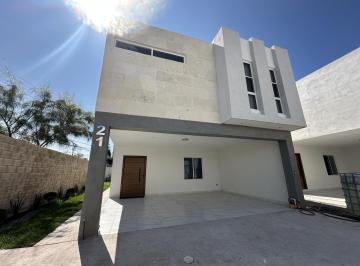 Casa · 220m² · 3 Recámaras · 2 Estacionamientos · Casa en Venta, Privada Antara