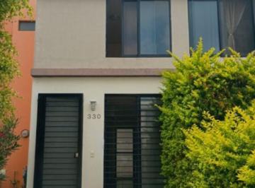 Casa · 75m² · 3 Recámaras · 1 Estacionamiento · Casa en Venta en Vista Sur