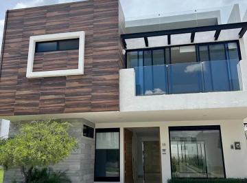 Casa de 4 habitaciones, San Andrés Cholula · Casa en Renta Lomas