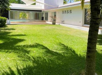 Casa · 3 Recámaras · 4 Estacionamientos · Residencia de Una Planta en La Ceiba Club de Golf