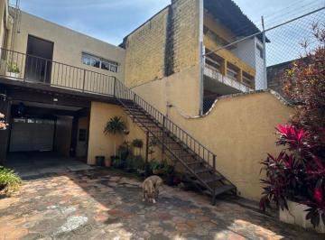 Casa de 8 habitaciones, Guadalajara · Casa Terreno en Zona Medrano, Cucei, Olímpica, de 617 m², Casa + 7 Departamentos Para Renta