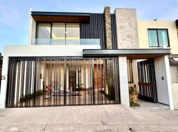 Casa de 4 habitaciones, Tepatitlán de Morelos · Casa en Venta en Jardines Providencia Frente Al Gran Cibeles