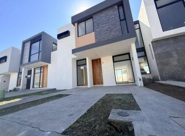 Casa de 4 habitaciones, Tlajomulco de Zúñiga · Casa Nueva en Venta en Frac. Casa Fuerte Dentro de Coto Al Sur de La Ciudad