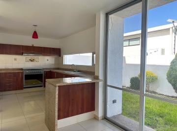 Casa · 3 Recámaras · 2 Estacionamientos · Casa en Residencial El Refugio